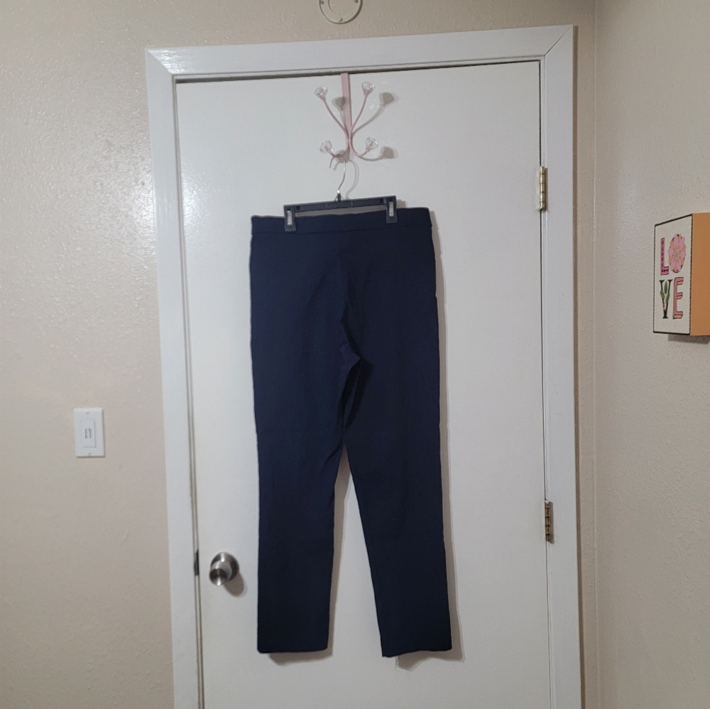 Alfred Dunner Navy Pull on Pants Size 8 - Picture 3 of 5